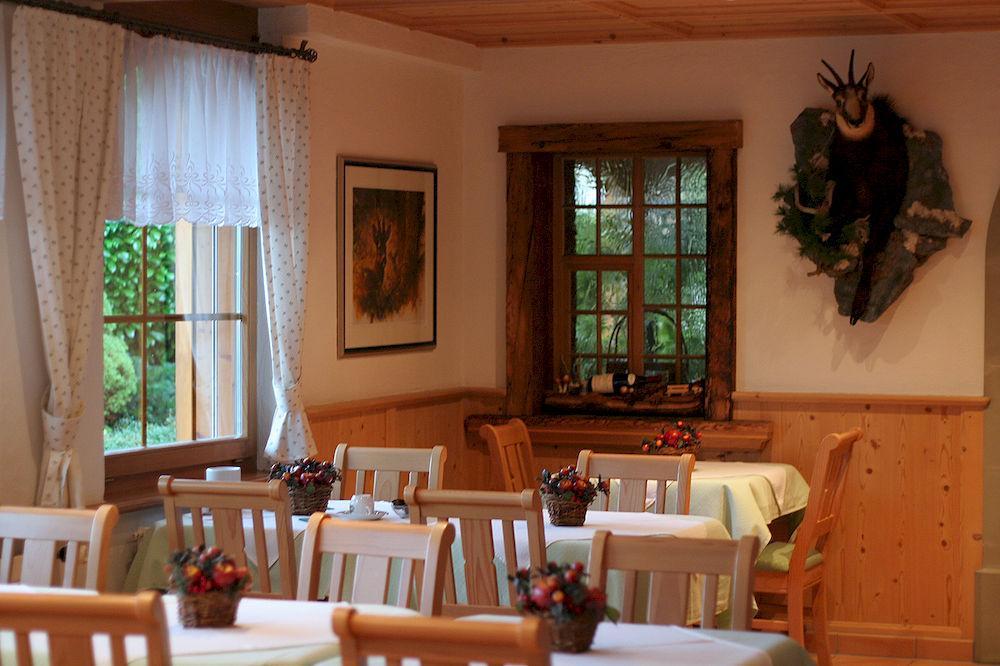 Seehotel Boutique Jägerhof-Hubertus Faulensee Extérieur photo