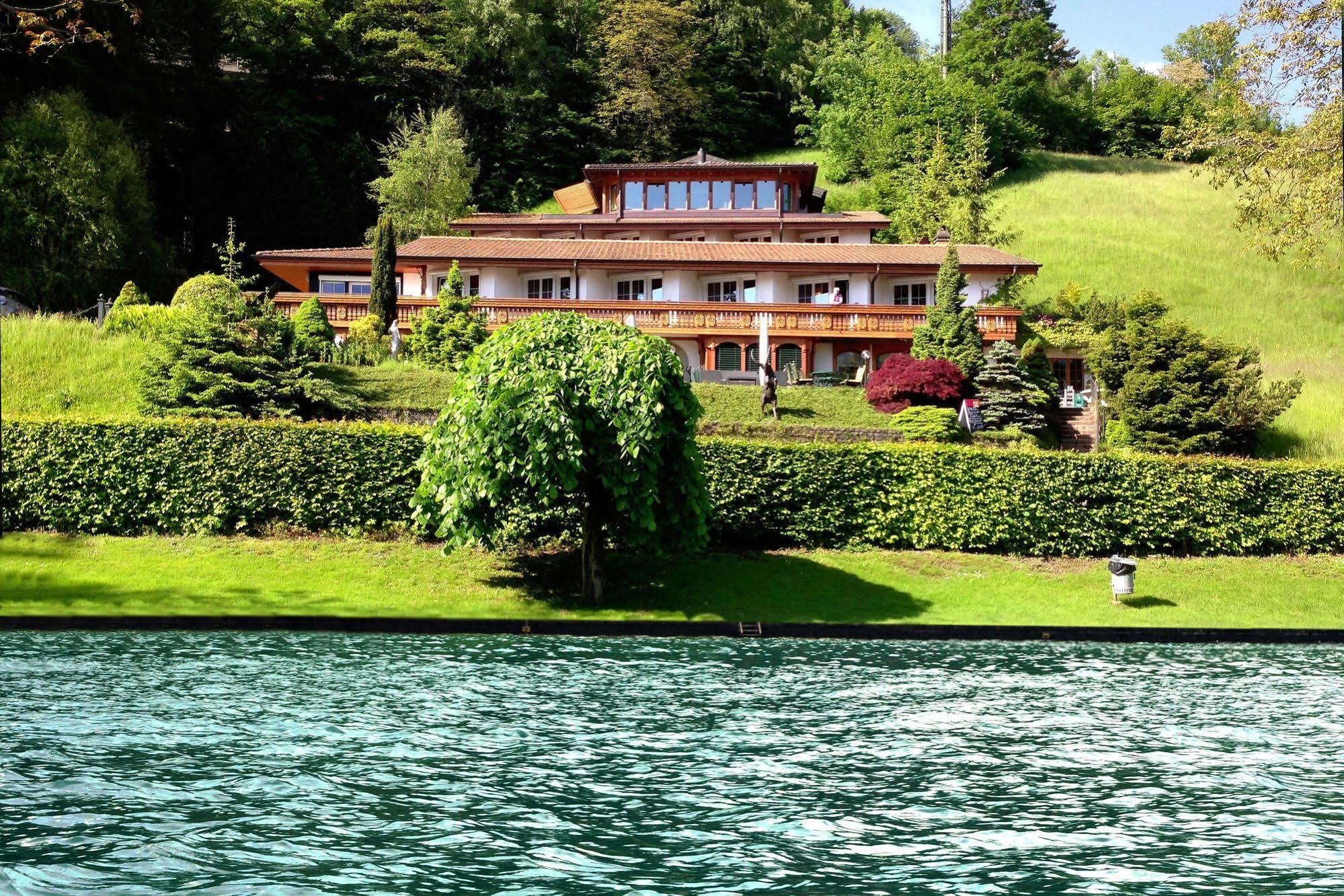 Seehotel Boutique Jägerhof-Hubertus Faulensee Extérieur photo